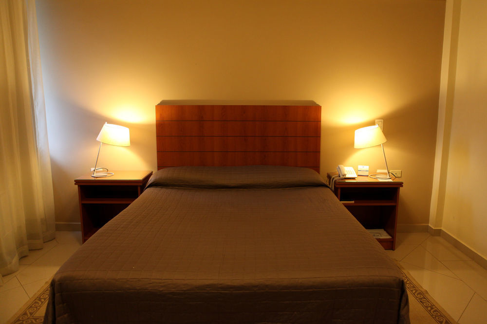 Convair Hotel سيوداد ديل إستي المظهر الخارجي الصورة